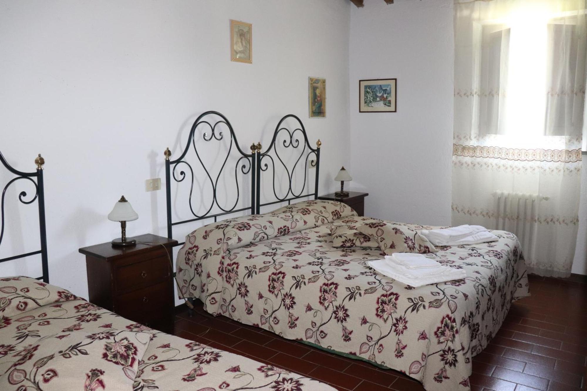 Badia Il Vingone Pensionat Città di Castello Exteriör bild