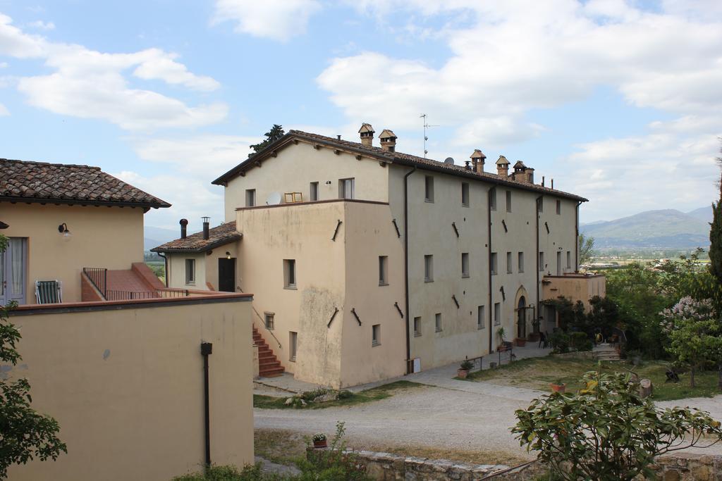 Badia Il Vingone Pensionat Città di Castello Exteriör bild